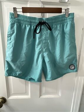 Volcom Men’s Lido Solid  Trunks Aqua/Turquoise Swim Trunks with Black Drawstring